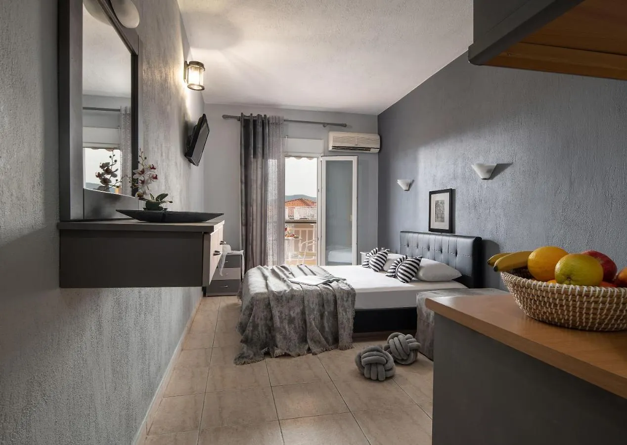 House Toula Elegant Apartment Sarti