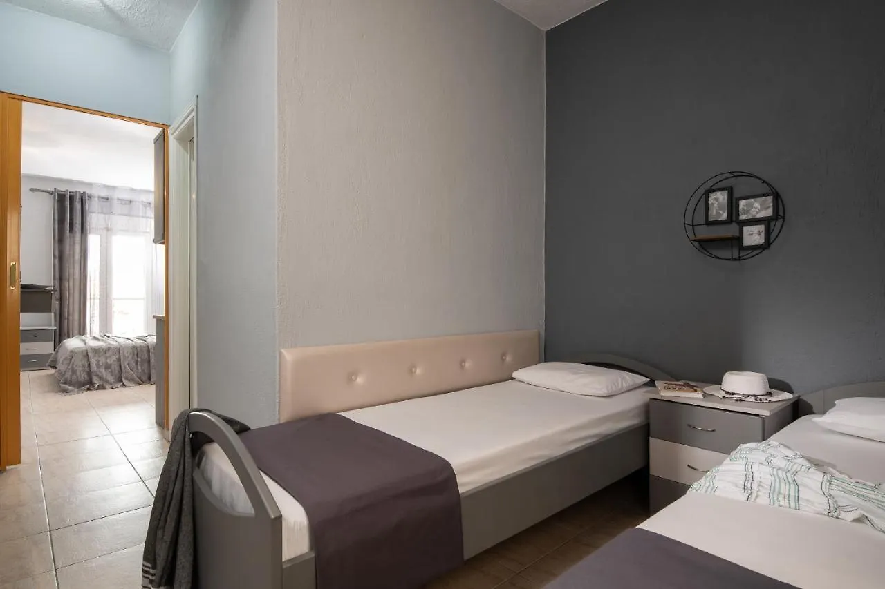 House Toula Elegant Apartment Sarti 0*,