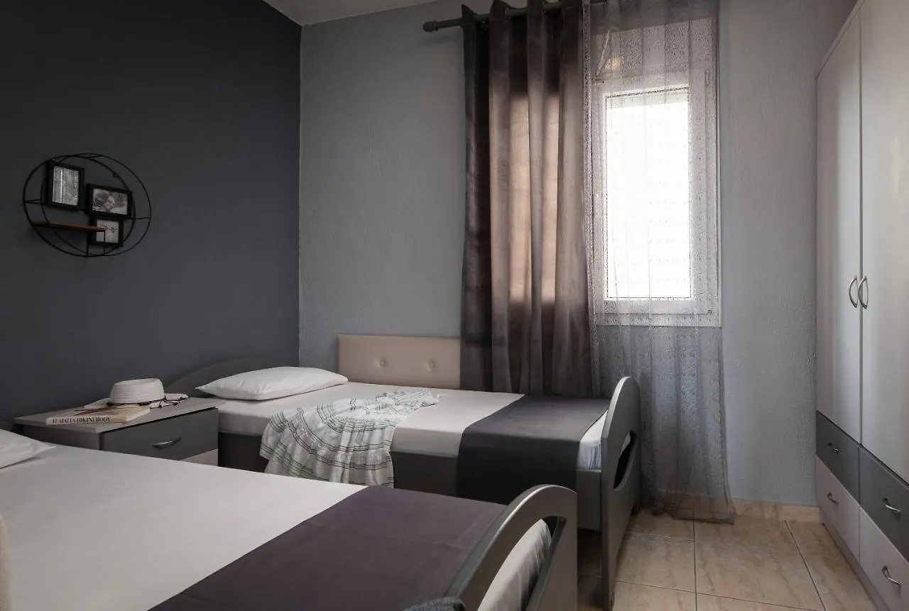 House Toula Elegant Apartment Sarti 0*,  Greece